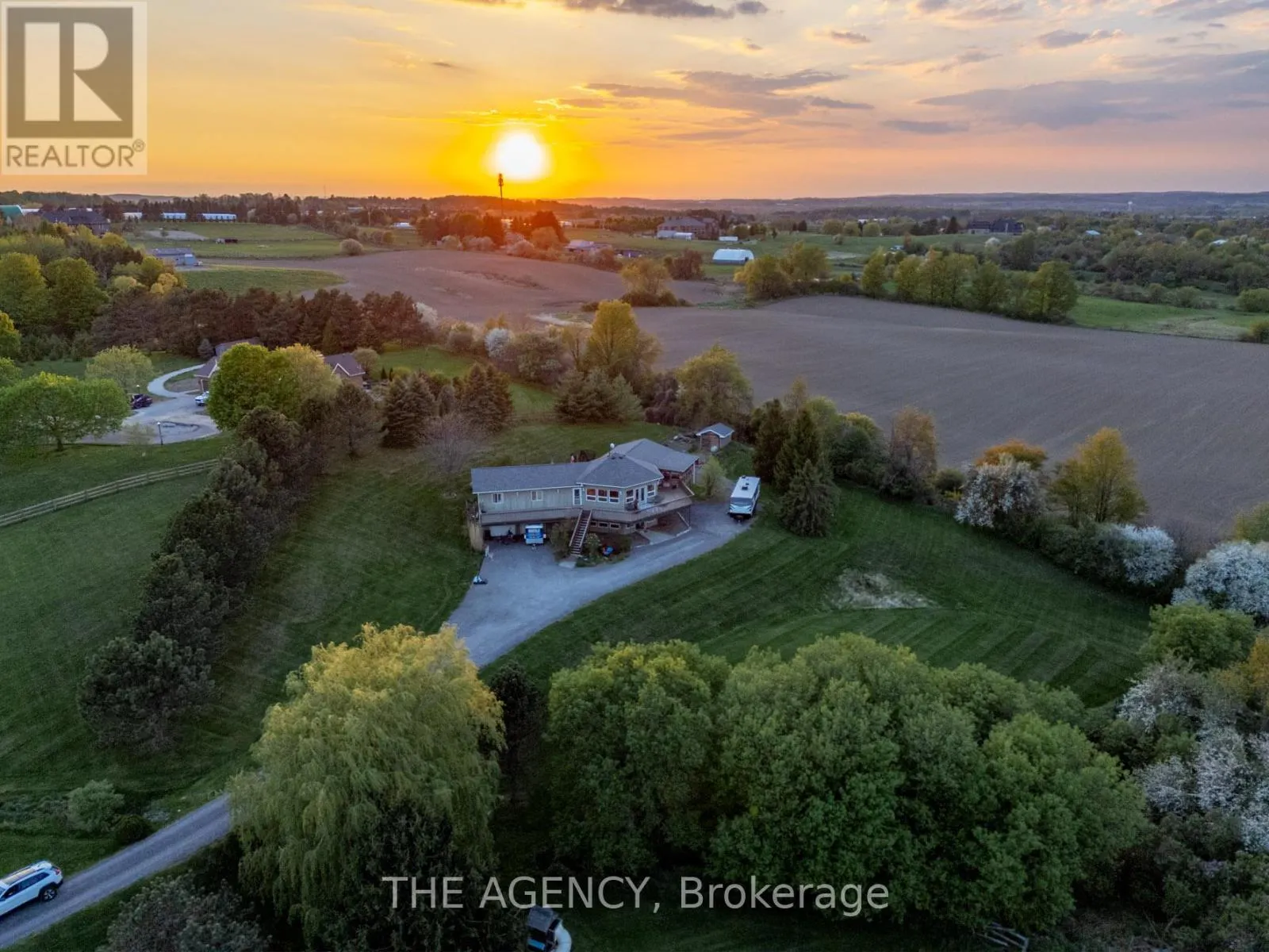 5800 17TH SIDEROAD
