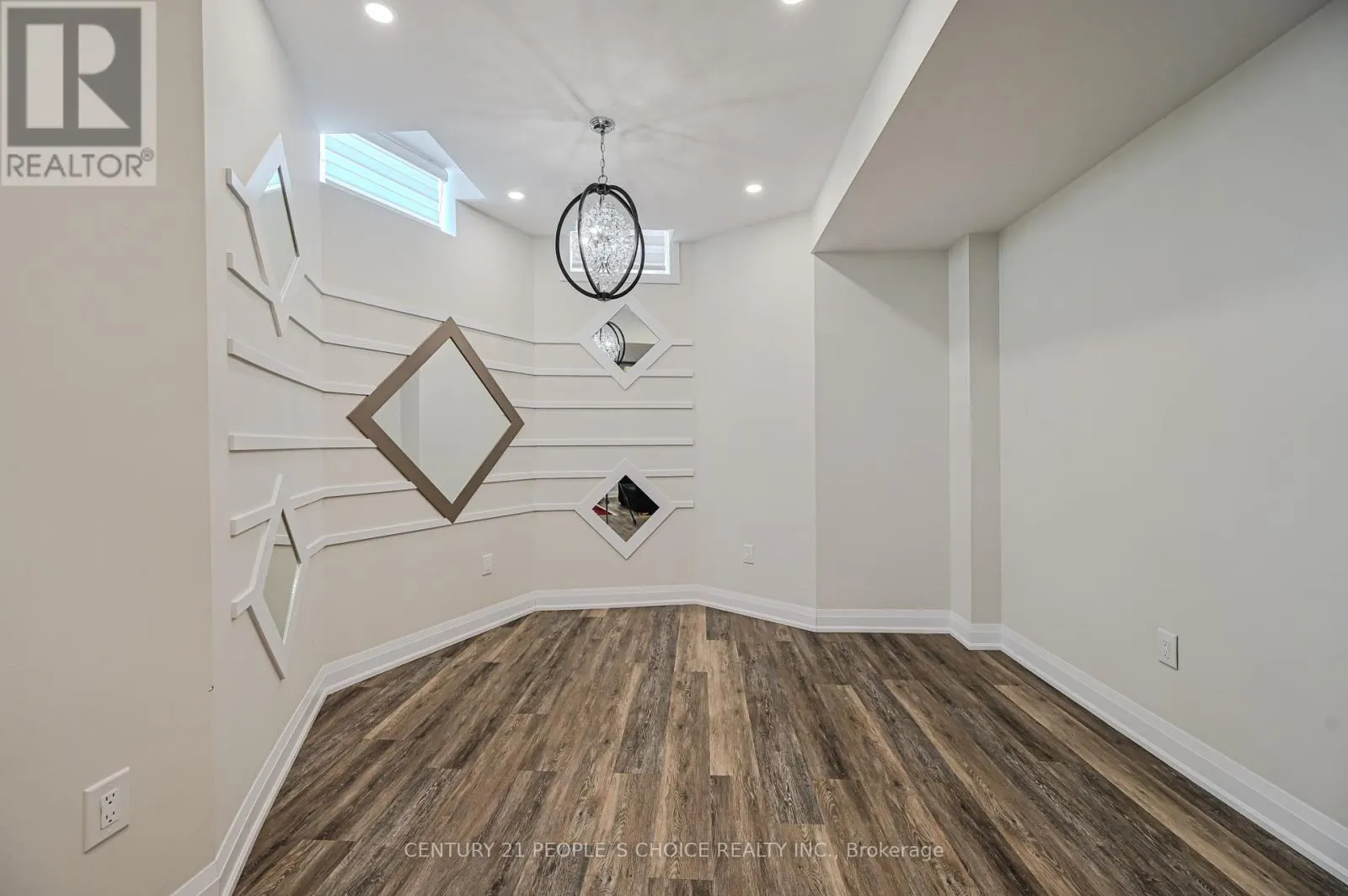 39 MUNSIE DRIVE