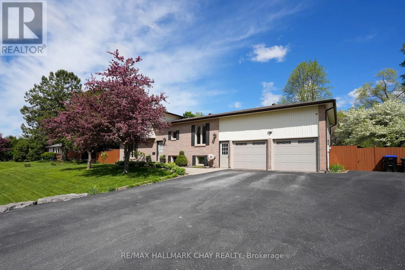 215 MCGEORGE AVENUE