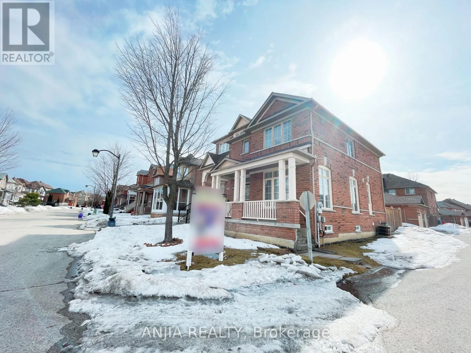 24 CRAWFORD STREET