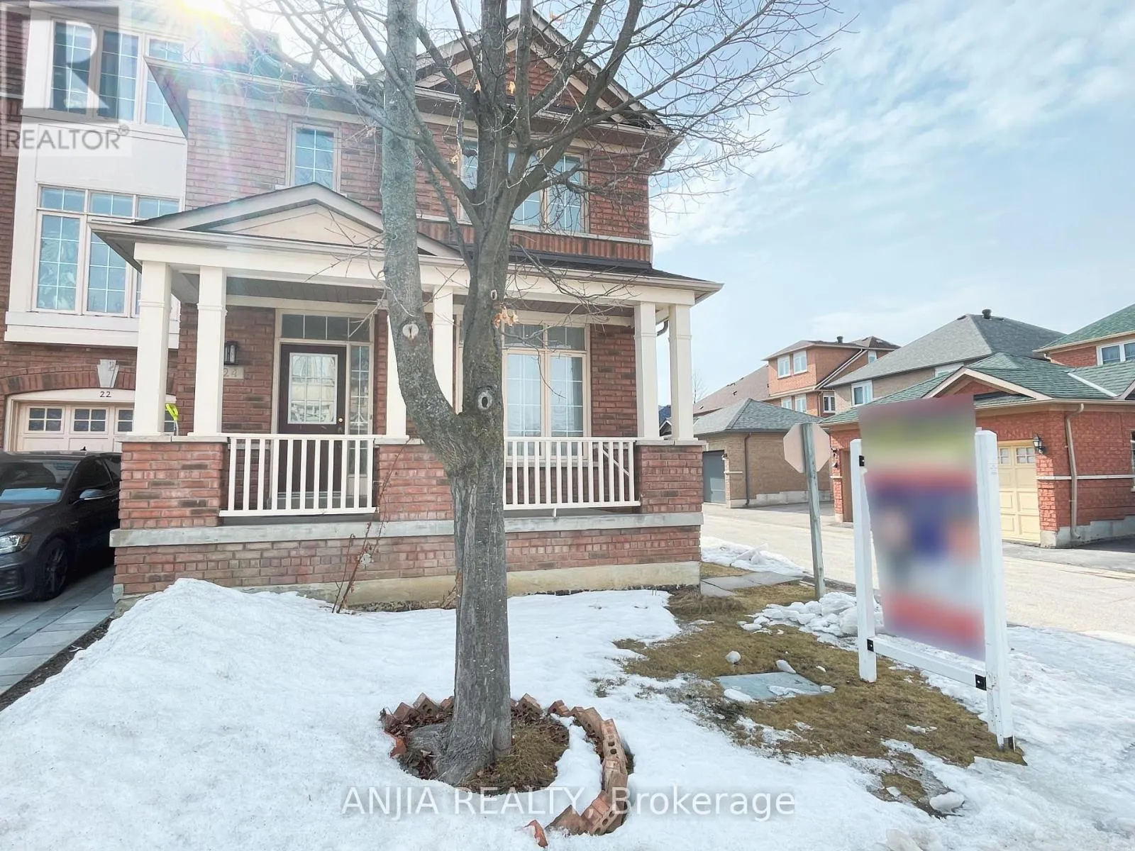 24 CRAWFORD STREET