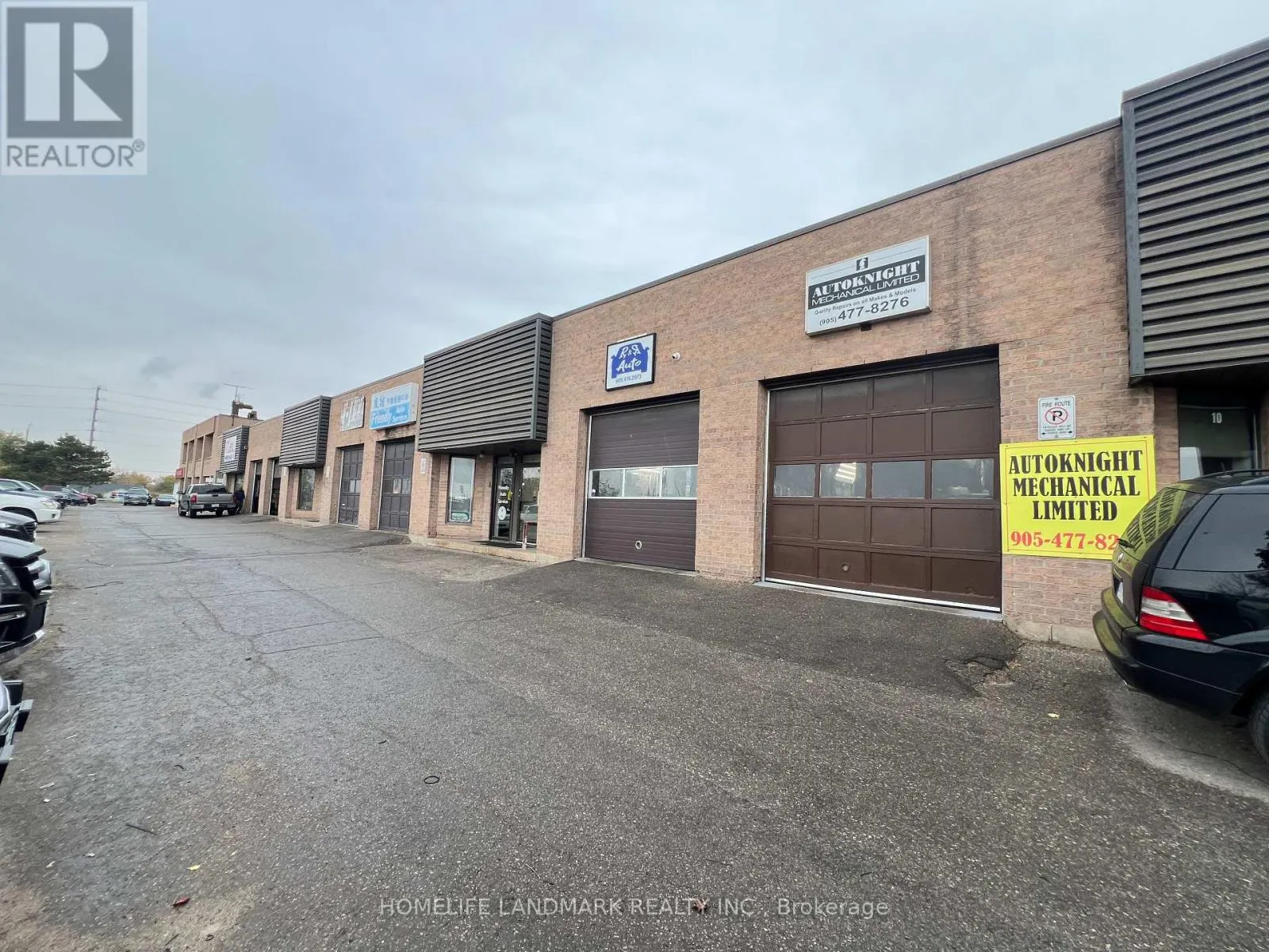 10 - 7605 WOODBINE AVENUE