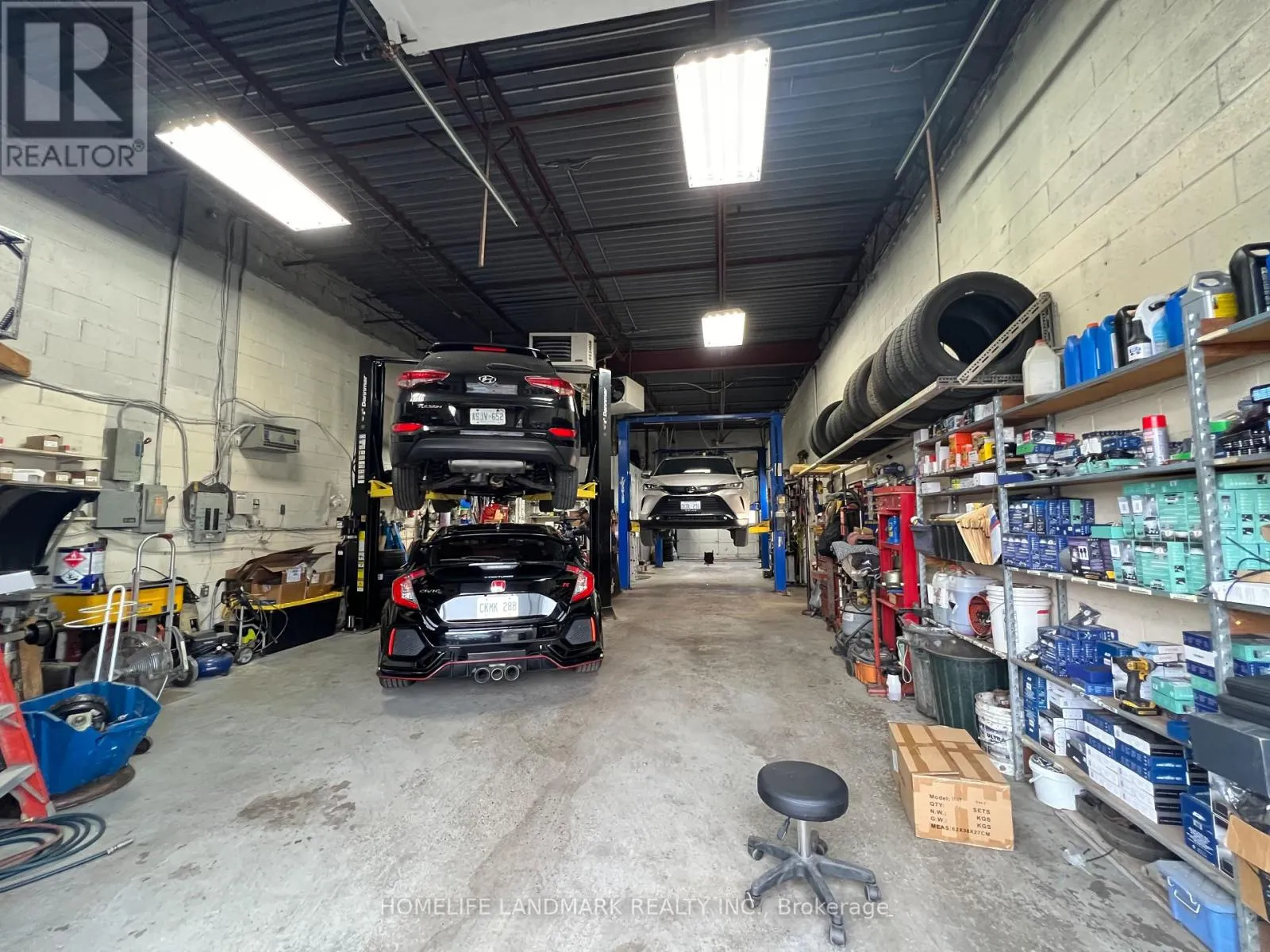 10 - 7605 WOODBINE AVENUE