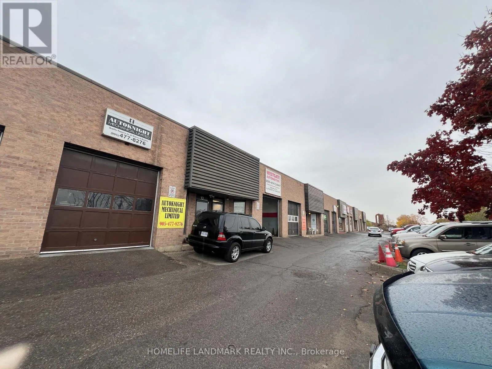 10 - 7605 WOODBINE AVENUE