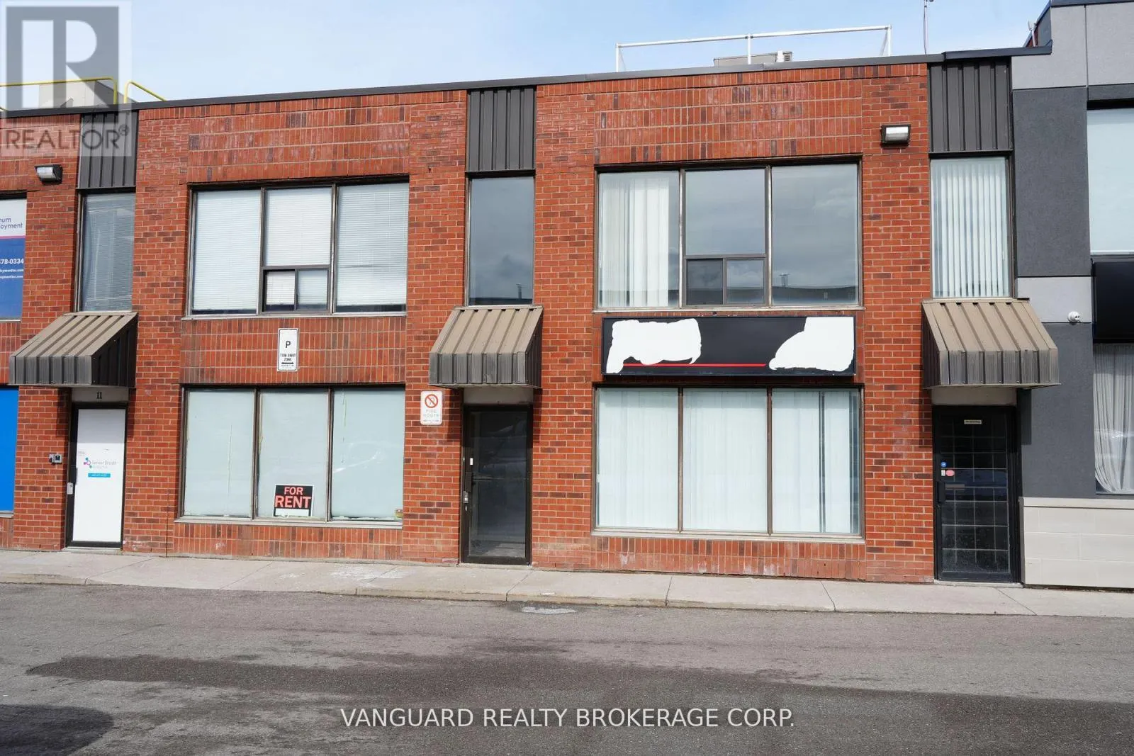 13 - 410 CHRISLEA ROAD