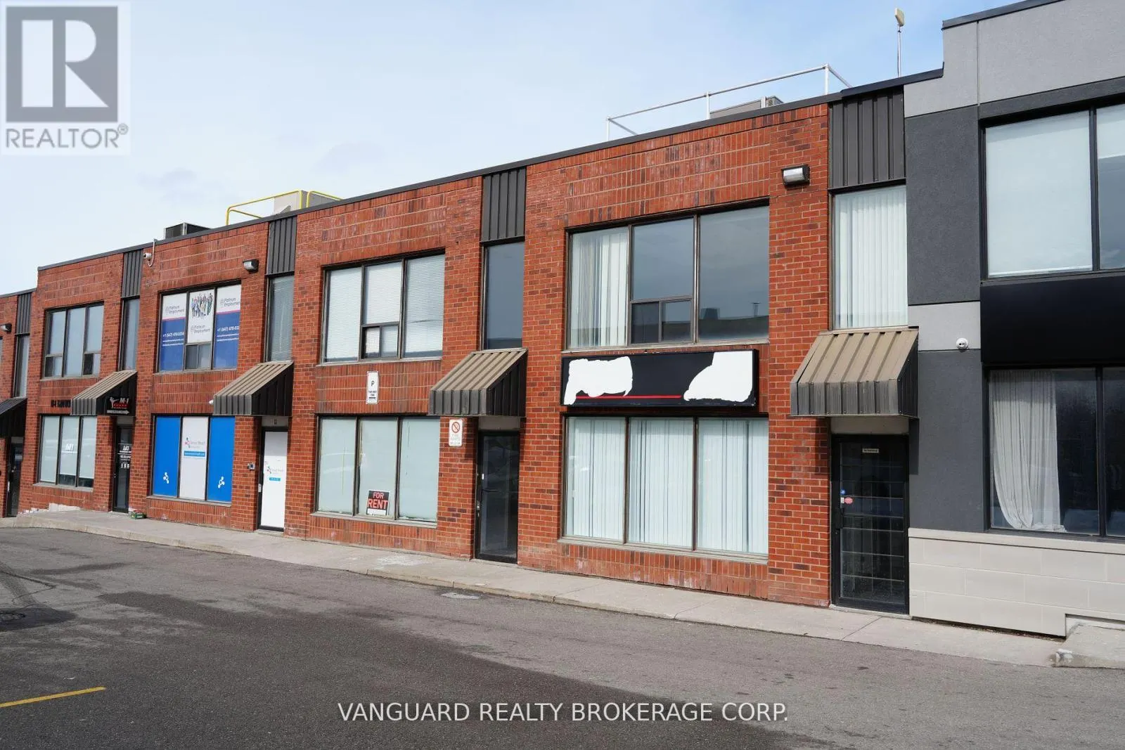 13 - 410 CHRISLEA ROAD