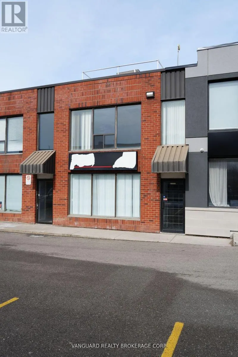 13 - 410 CHRISLEA ROAD