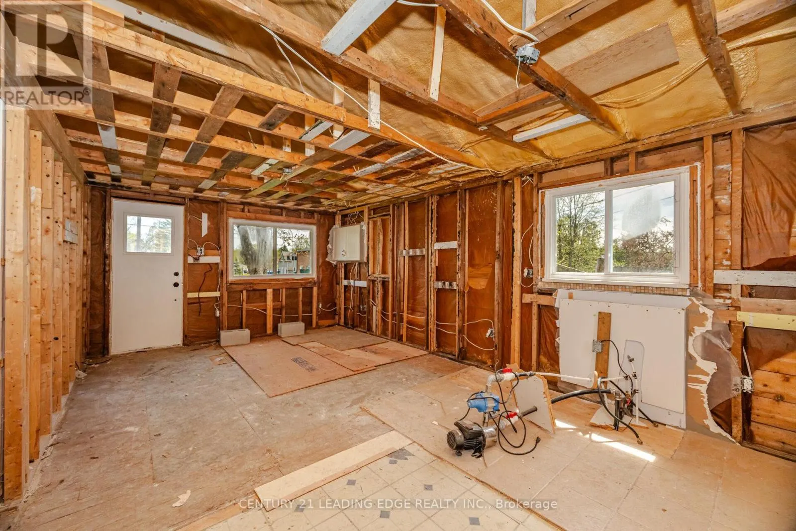 2678 25TH SIDE ROAD