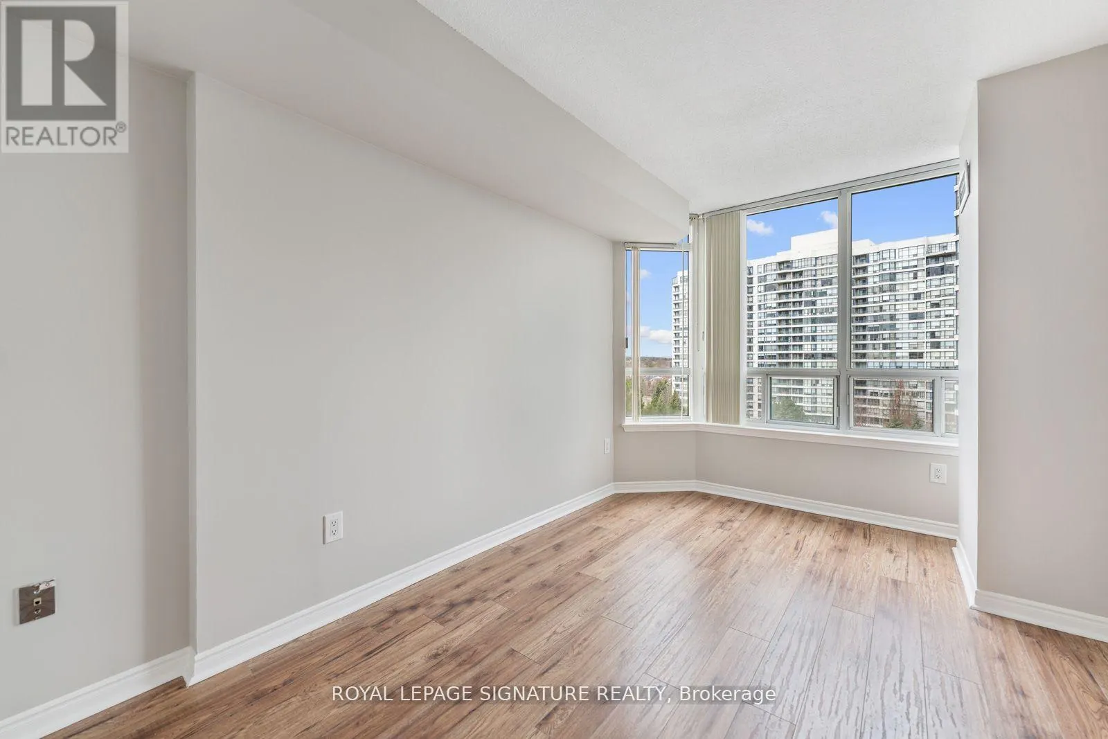 601 - 7250 YONGE STREET