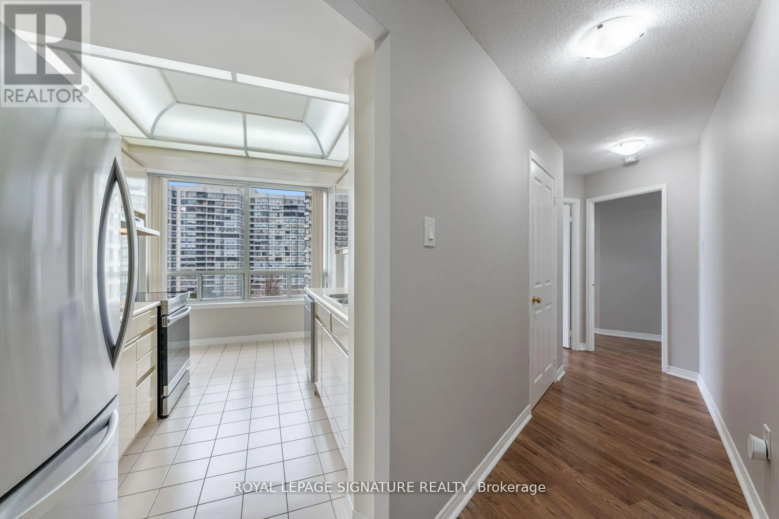 601 - 7250 YONGE STREET