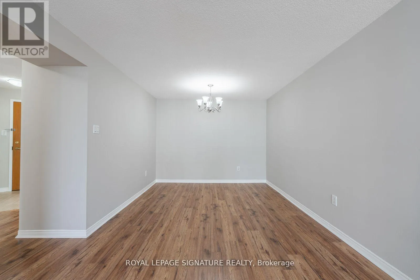601 - 7250 YONGE STREET