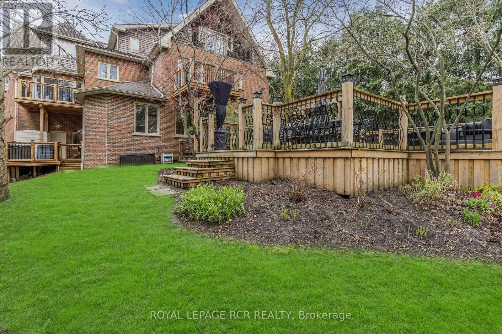 34 GARDEN AVENUE