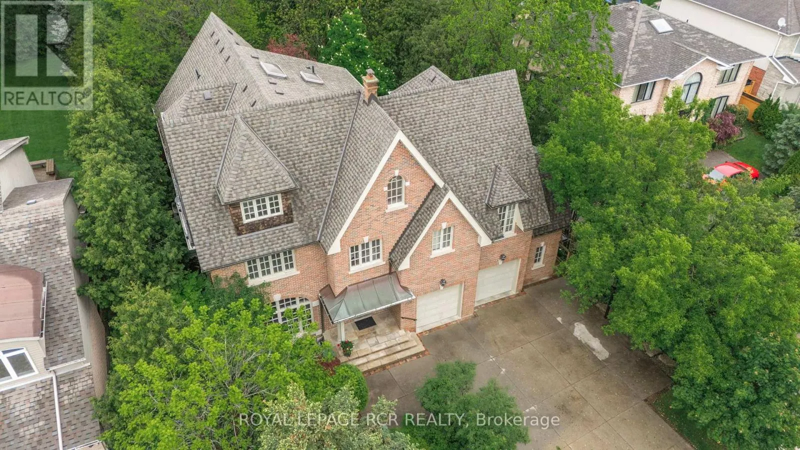 34 GARDEN AVENUE