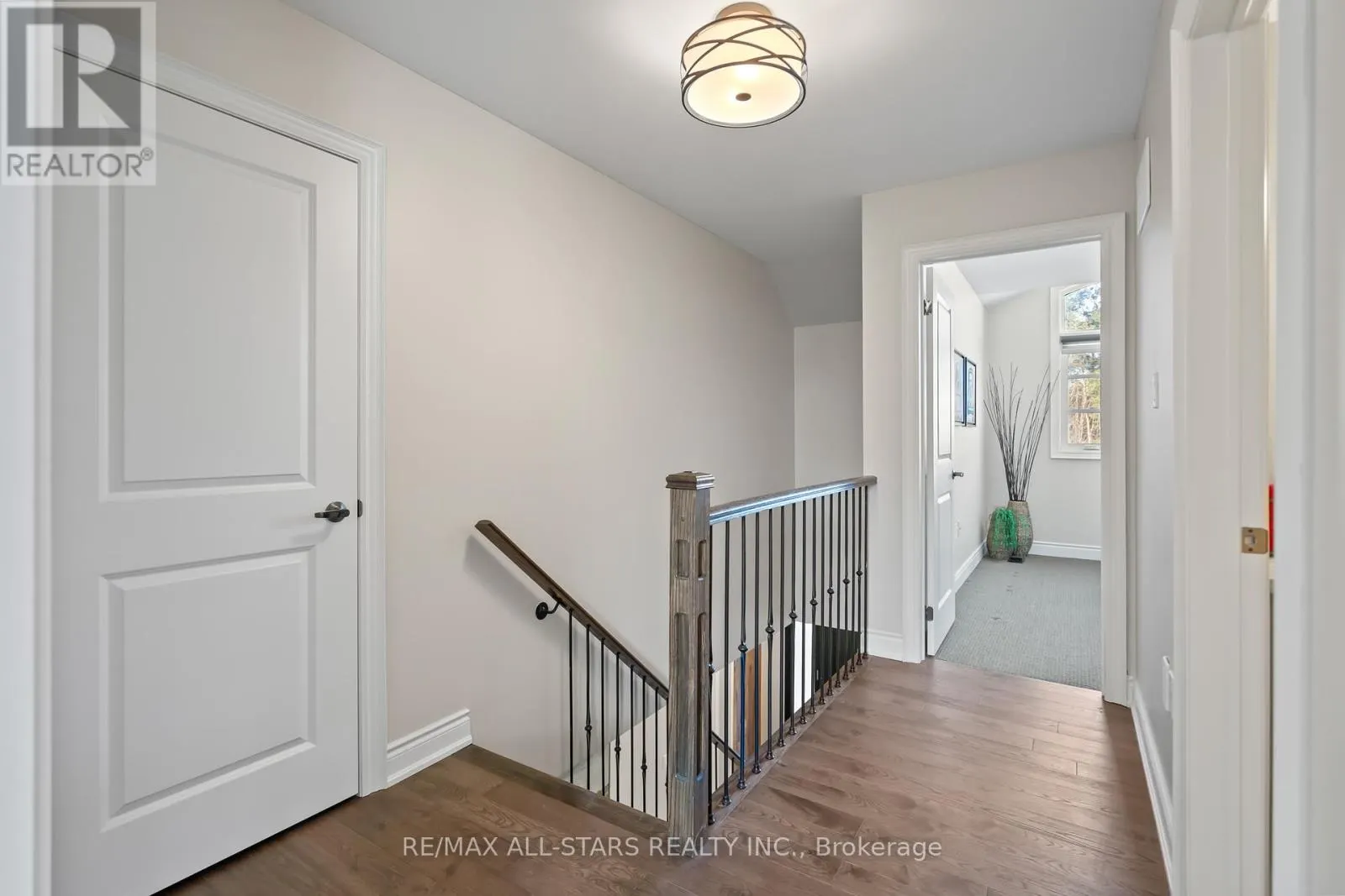 7 OS JAMES HUNT COURT