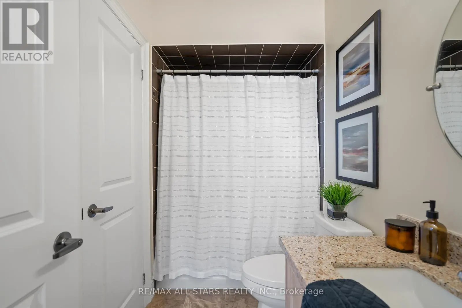 7 OS JAMES HUNT COURT