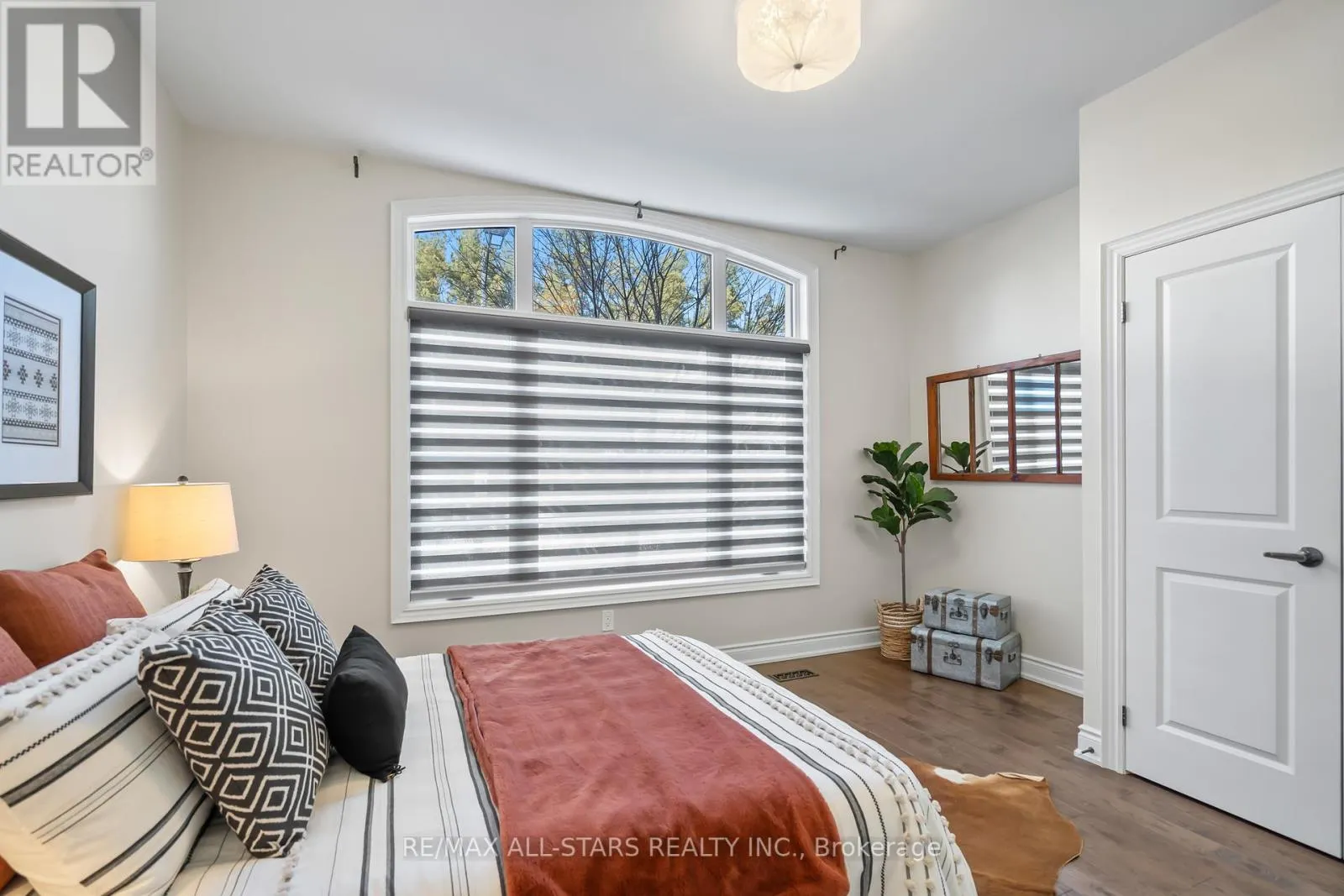 7 OS JAMES HUNT COURT