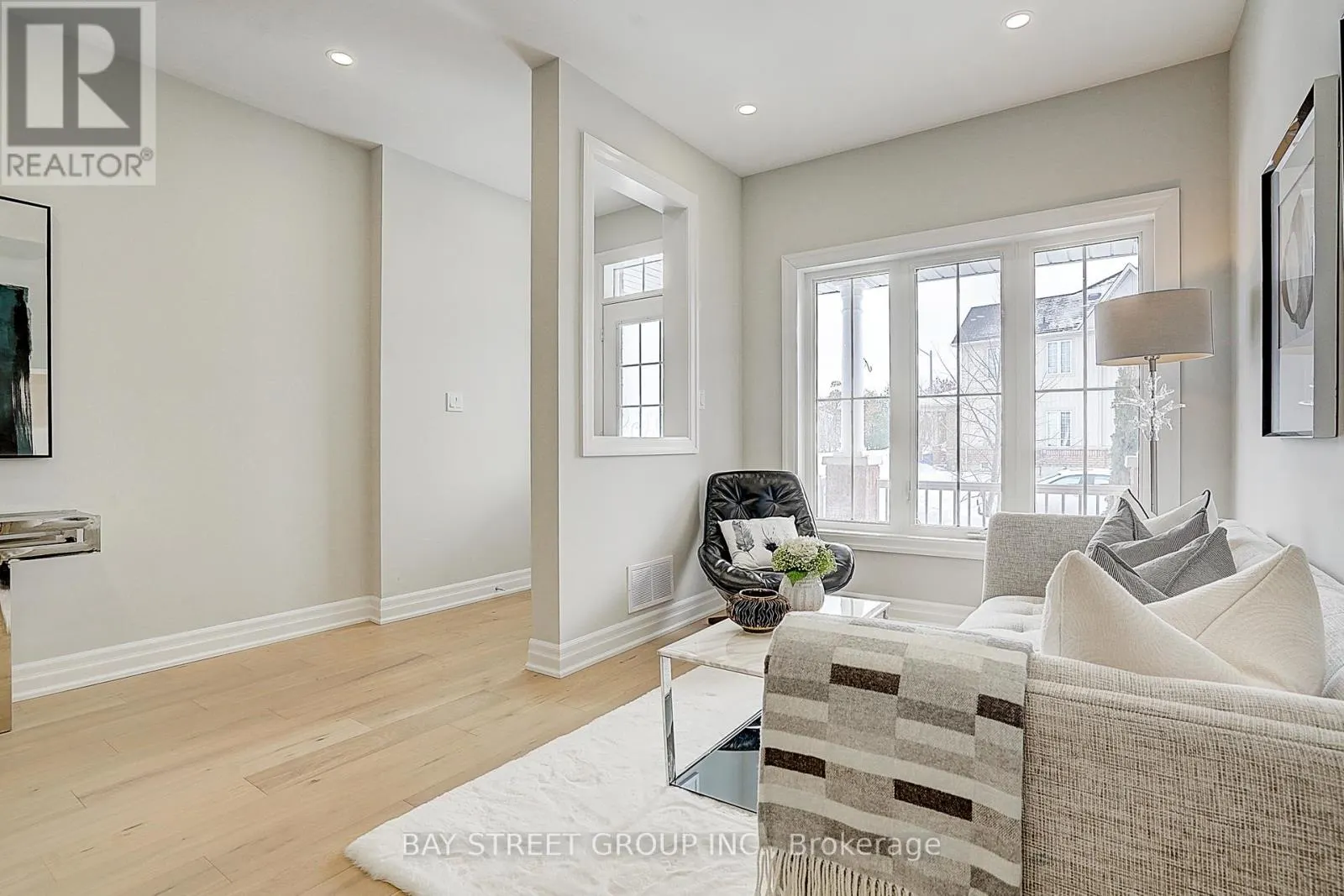 100 DOVETAIL DRIVE