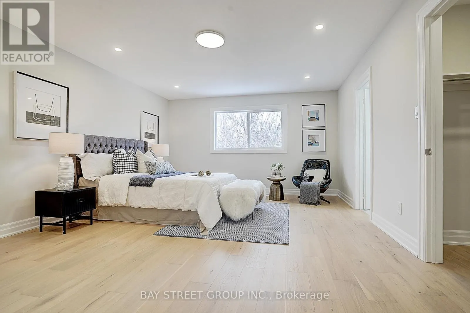 100 DOVETAIL DRIVE