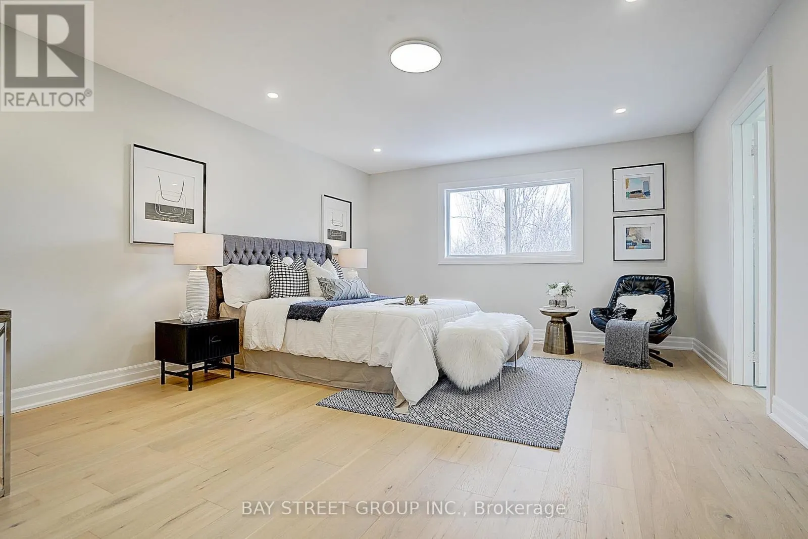100 DOVETAIL DRIVE