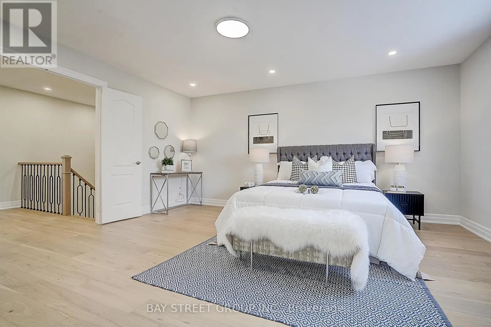 100 DOVETAIL DRIVE