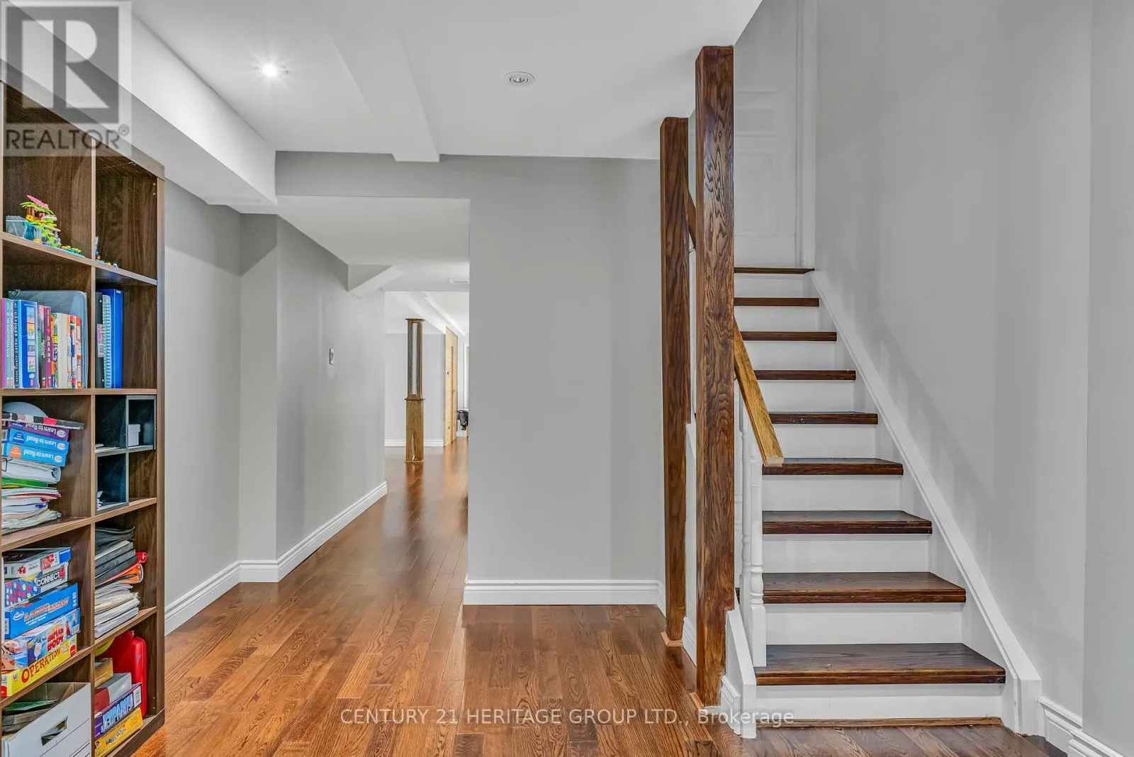 224 SUMMERIDGE DRIVE