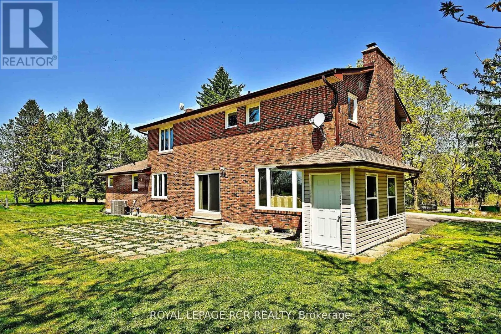 6215 17TH SIDE ROAD