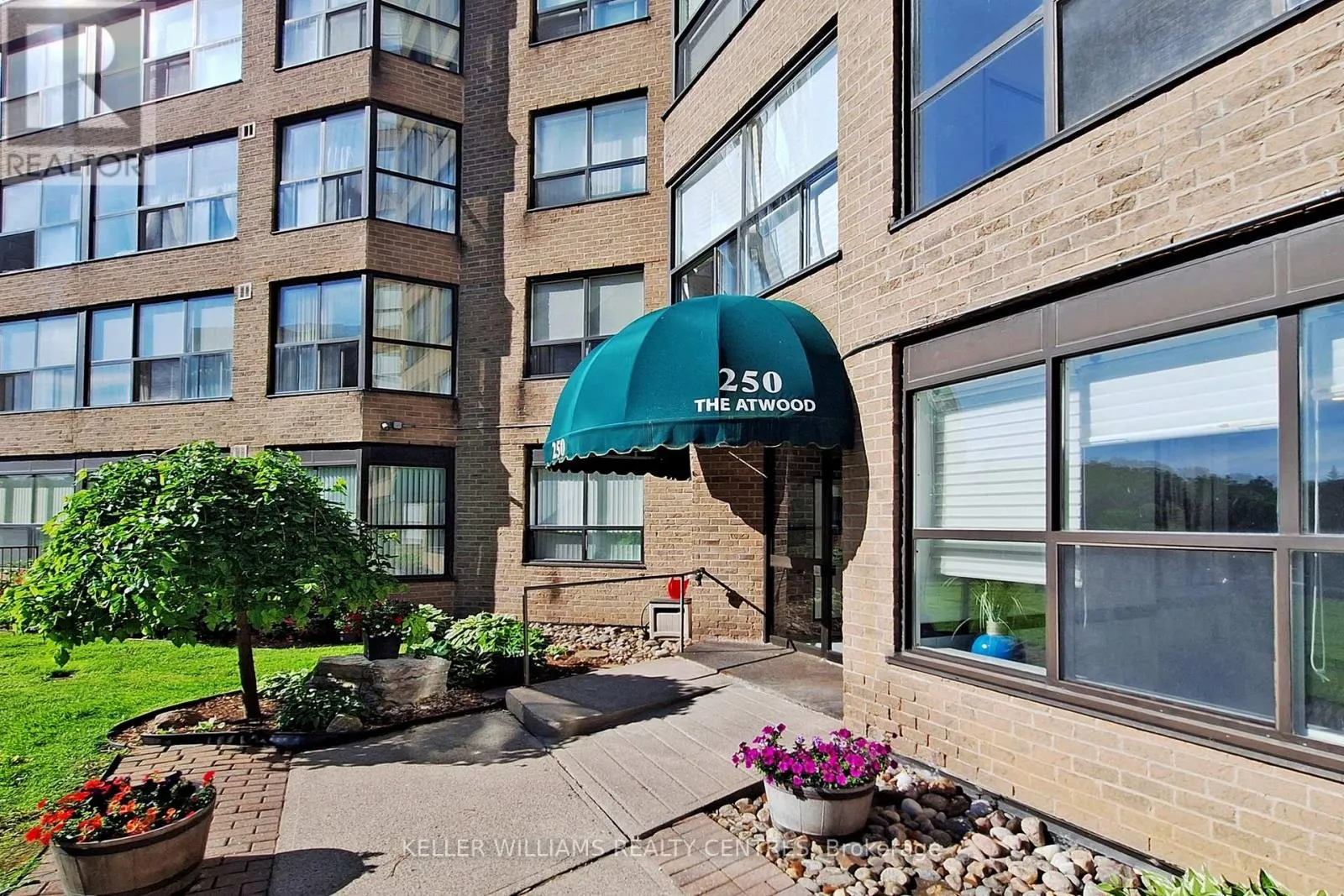 1003 - 250 DAVIS DRIVE