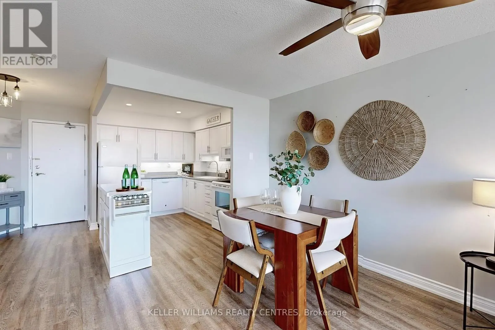 1003 - 250 DAVIS DRIVE