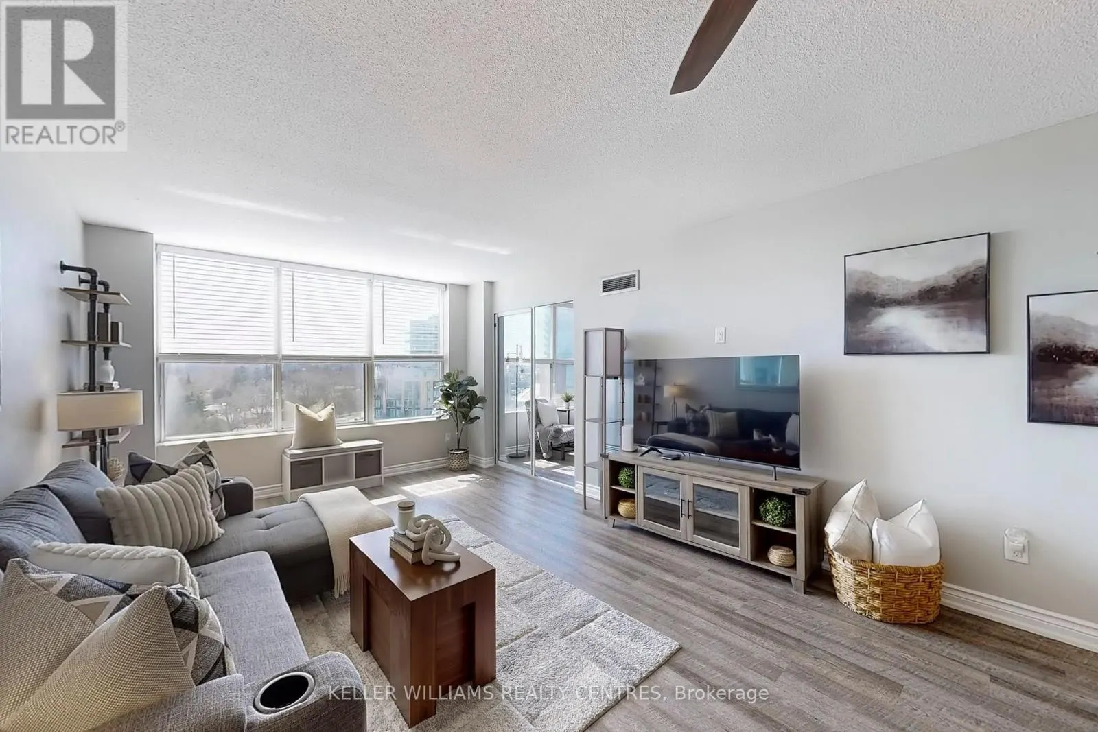1003 - 250 DAVIS DRIVE
