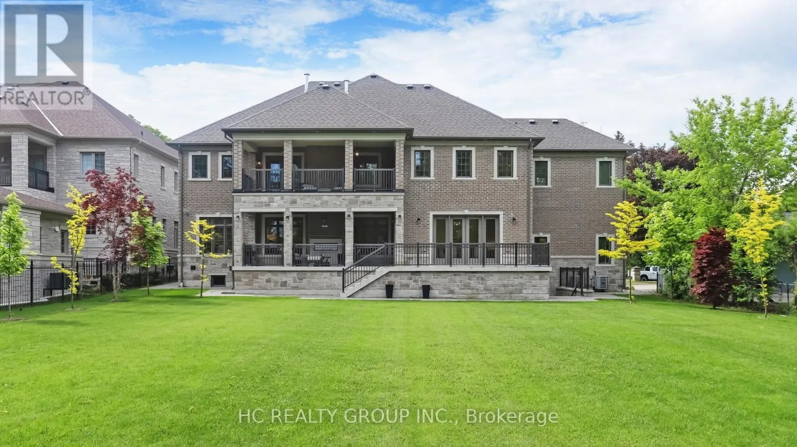 18 DENHAM DRIVE