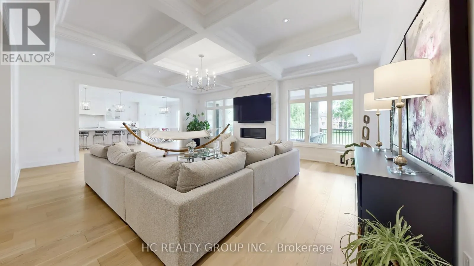 18 DENHAM DRIVE