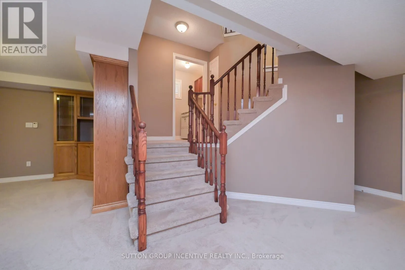 4 BELAIR PLACE