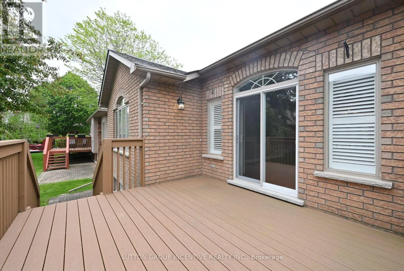 4 BELAIR PLACE