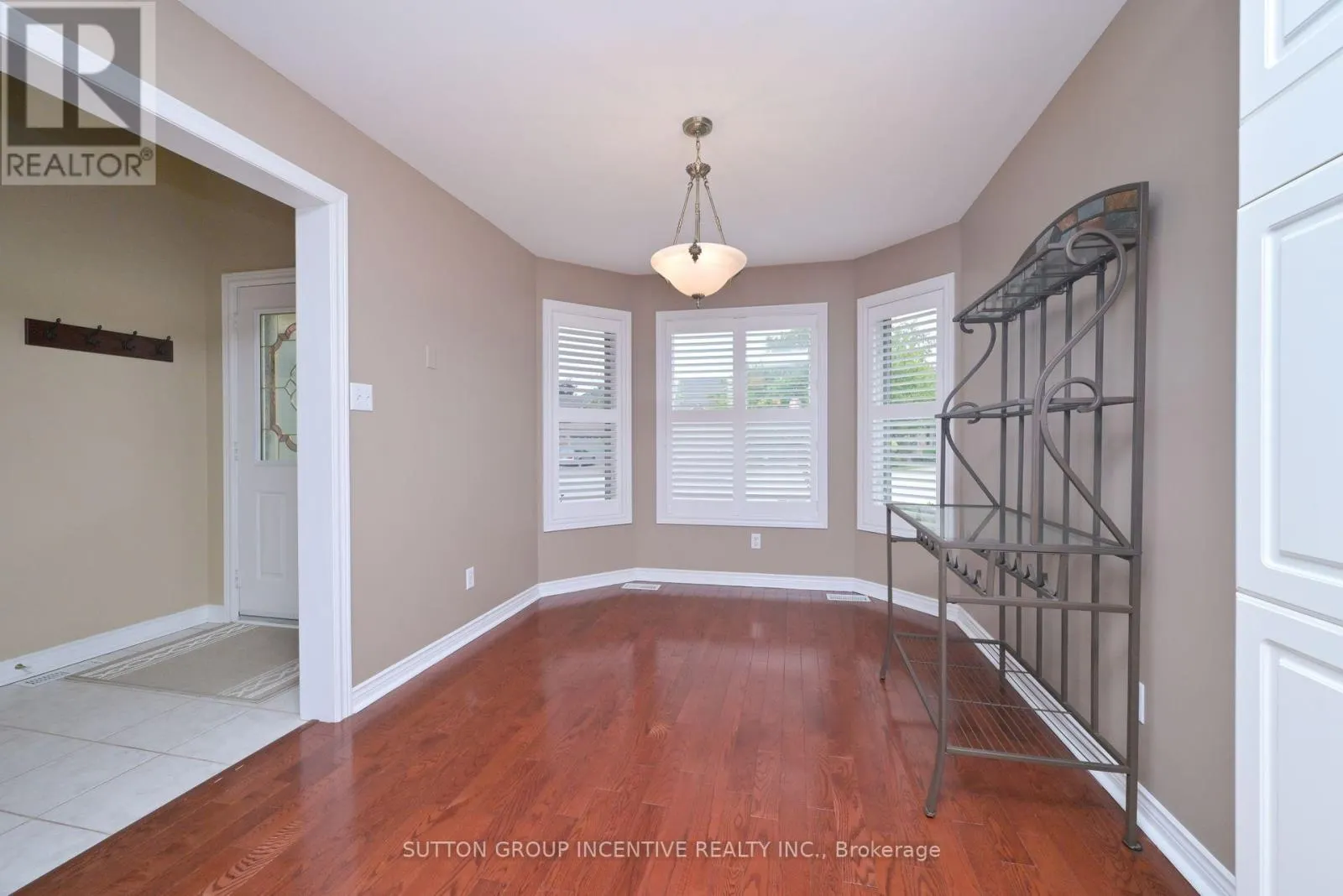 4 BELAIR PLACE