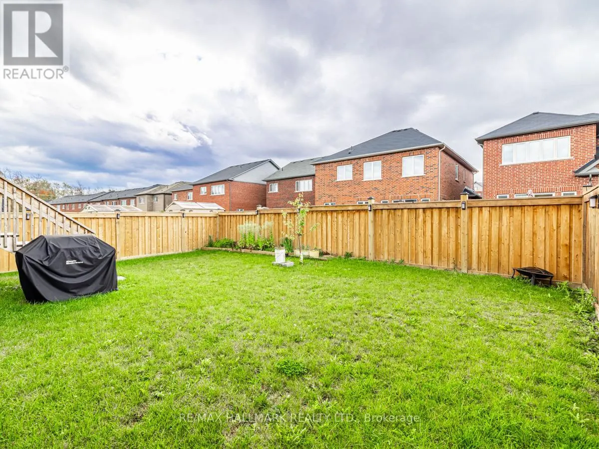 1538 FARROW CRESCENT
