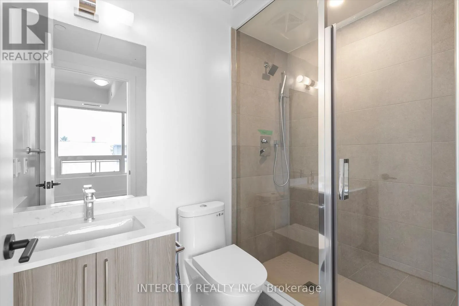 243 - 2075 KING ROAD