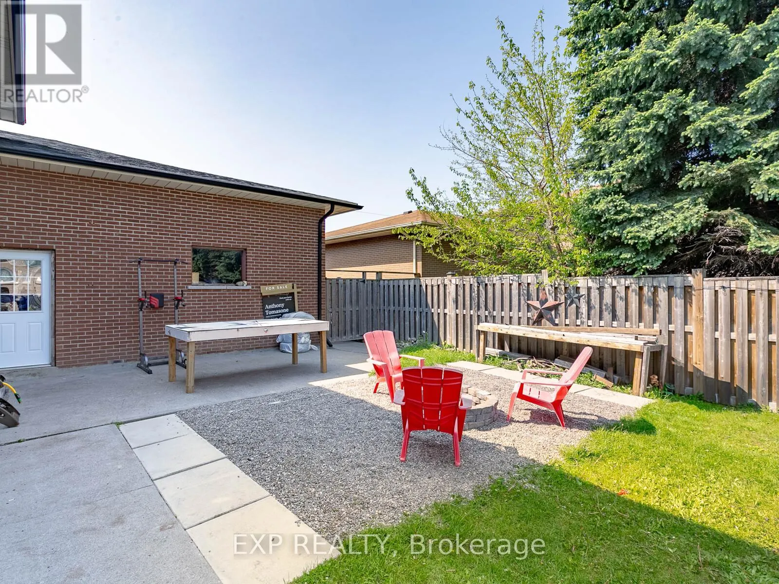 146 WELDRICK ROAD W