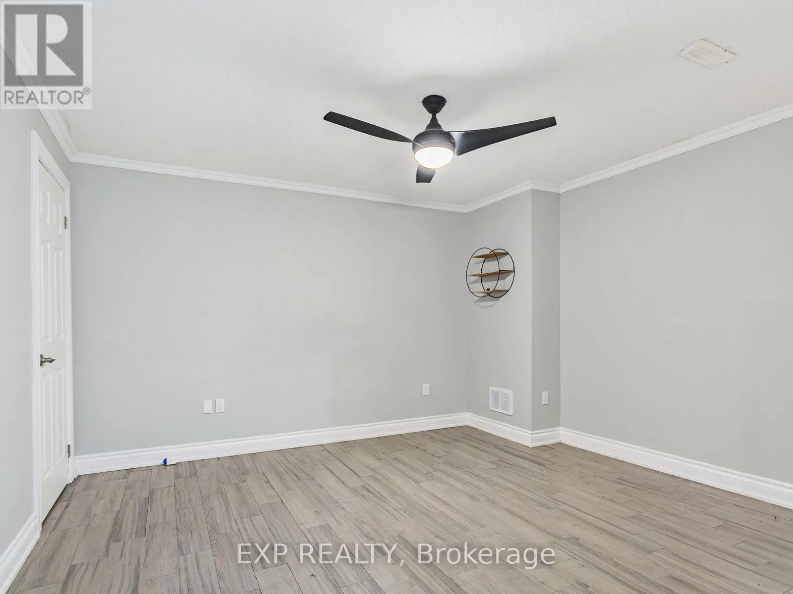 146 WELDRICK ROAD W