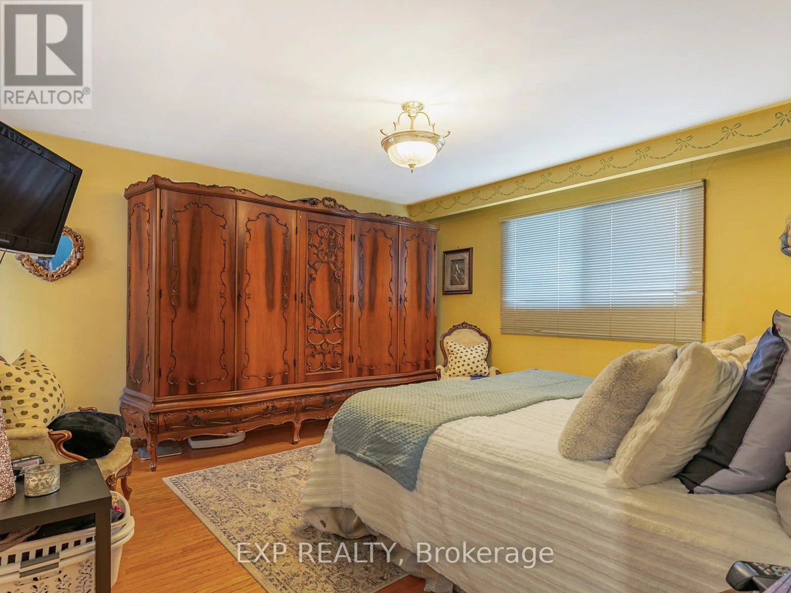 146 WELDRICK ROAD W
