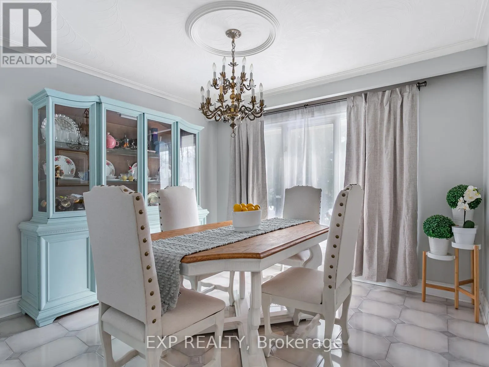 146 WELDRICK ROAD W