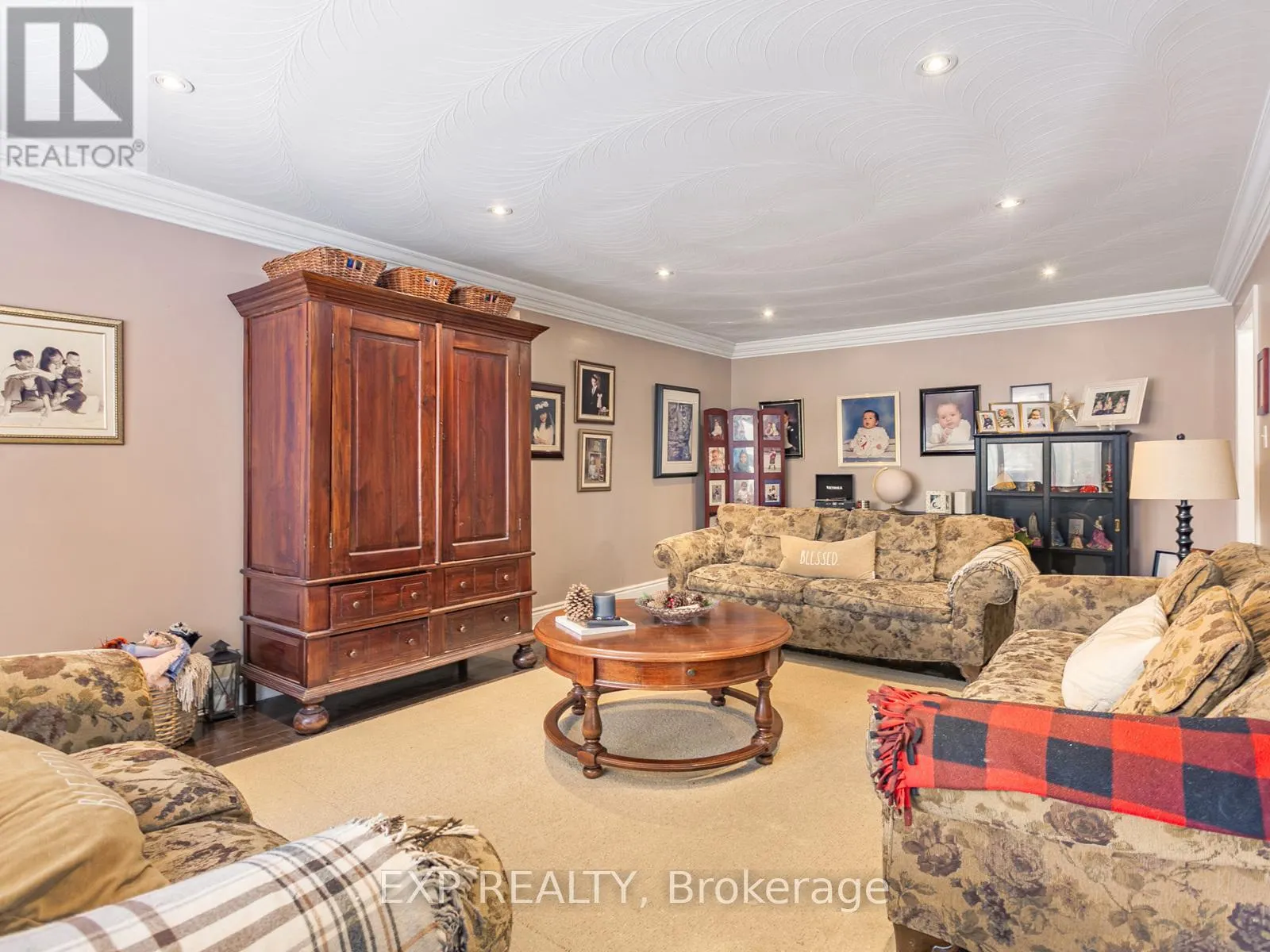 146 WELDRICK ROAD W