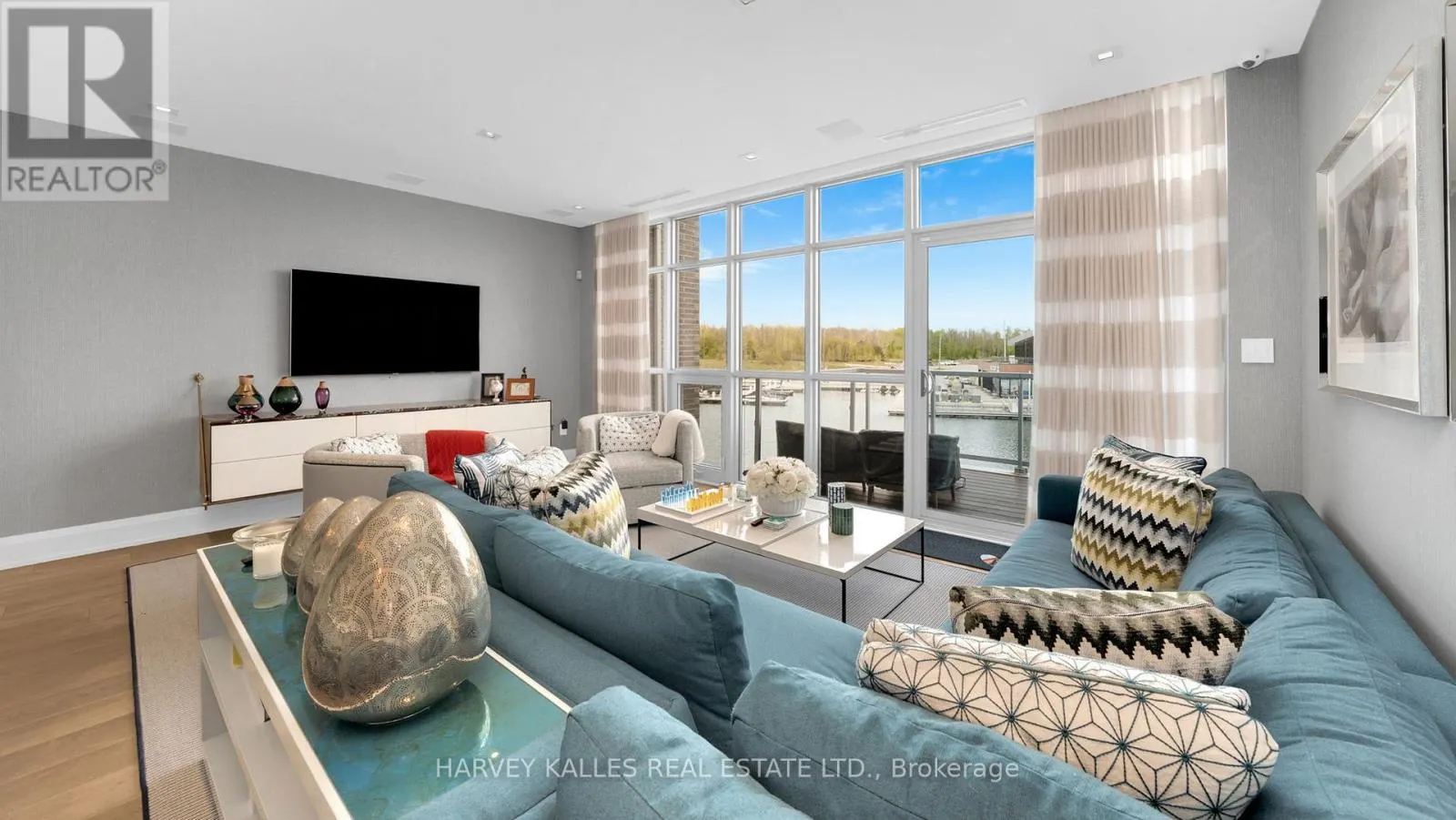 3773 MANGUSTA COURT