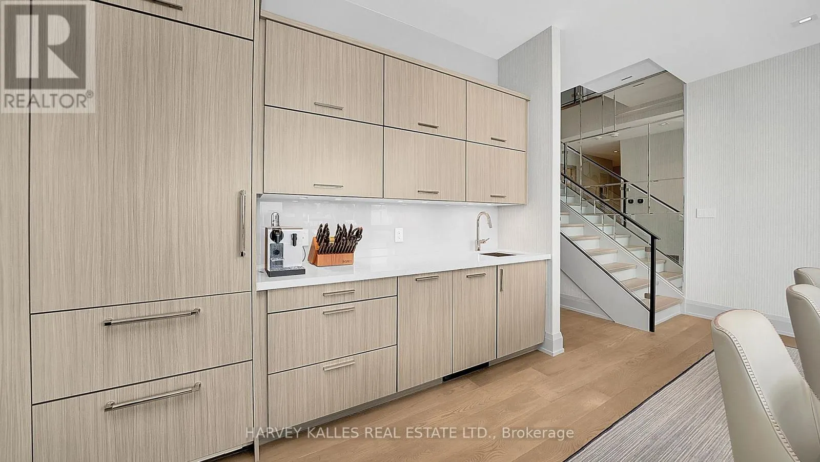 3773 MANGUSTA COURT