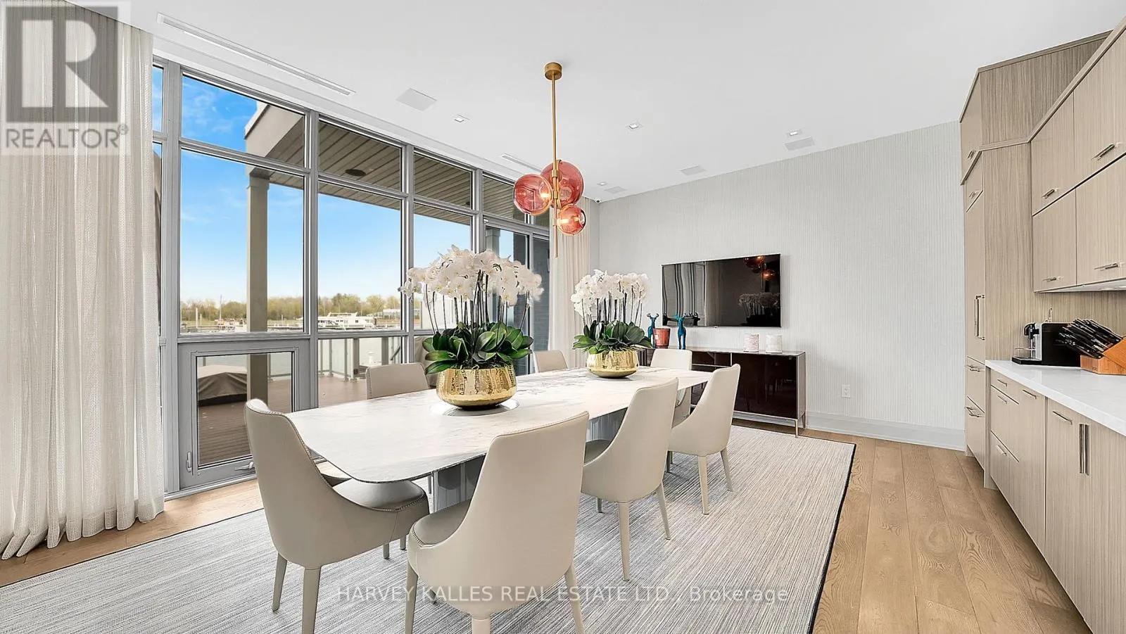 3773 MANGUSTA COURT