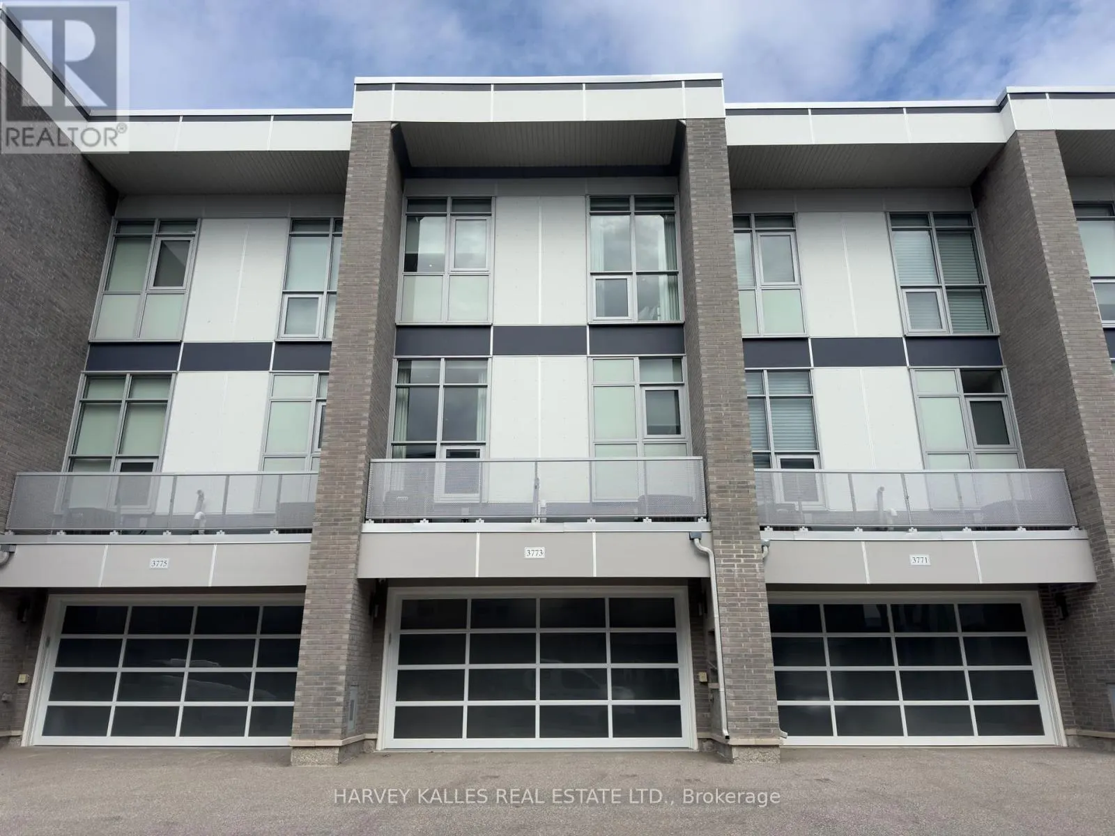 3773 MANGUSTA COURT