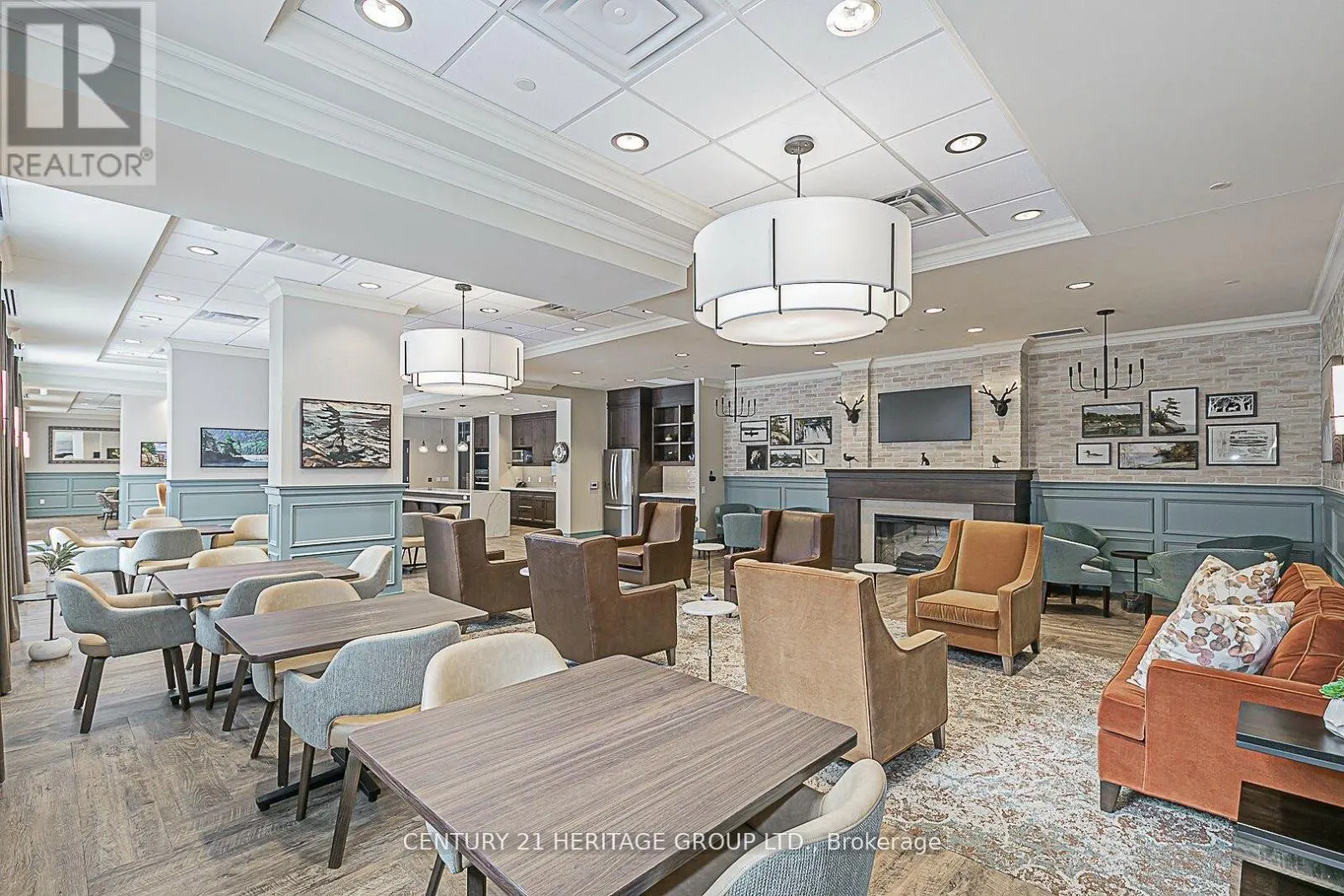 115 - 460 WILLIAM GRAHAM DRIVE