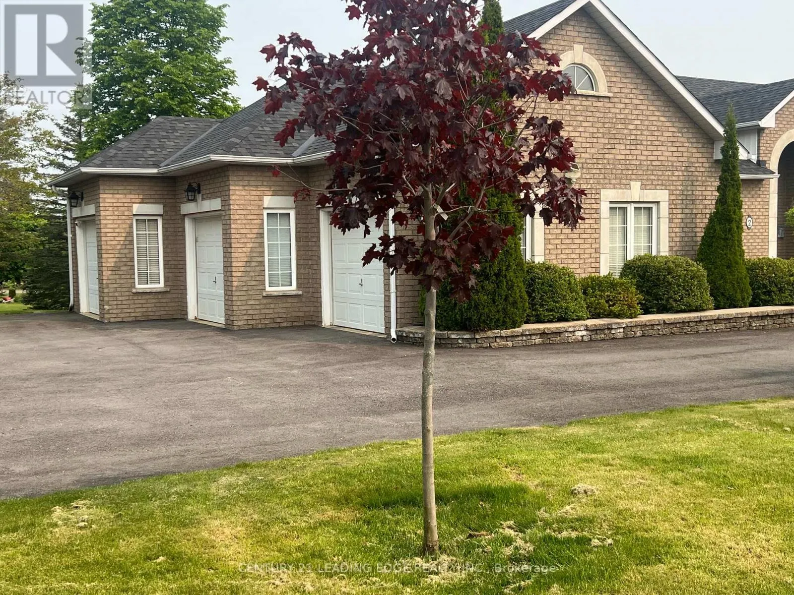 2 DEER RIDGE ROAD
