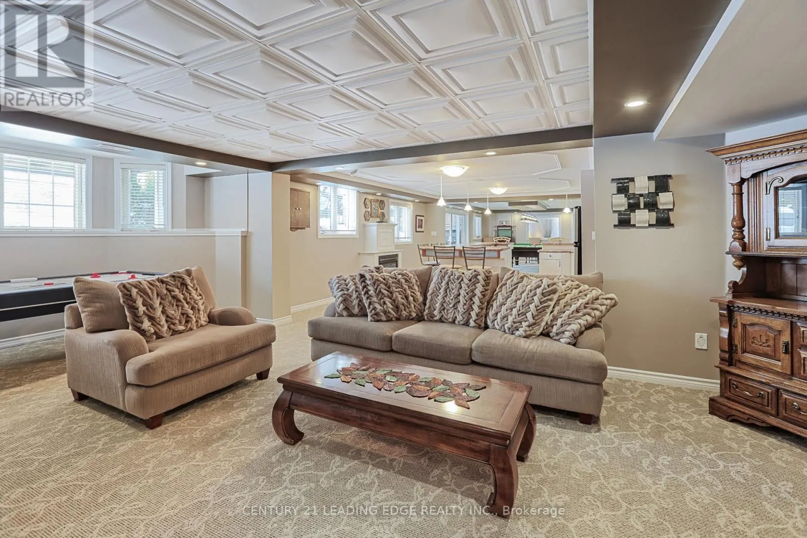 2 DEER RIDGE ROAD