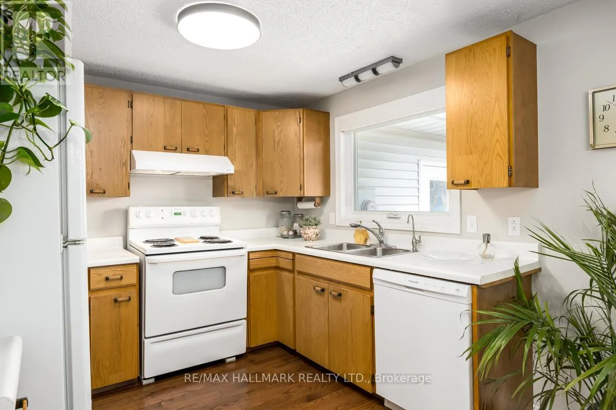 81 TECUMSETH PINES DRIVE