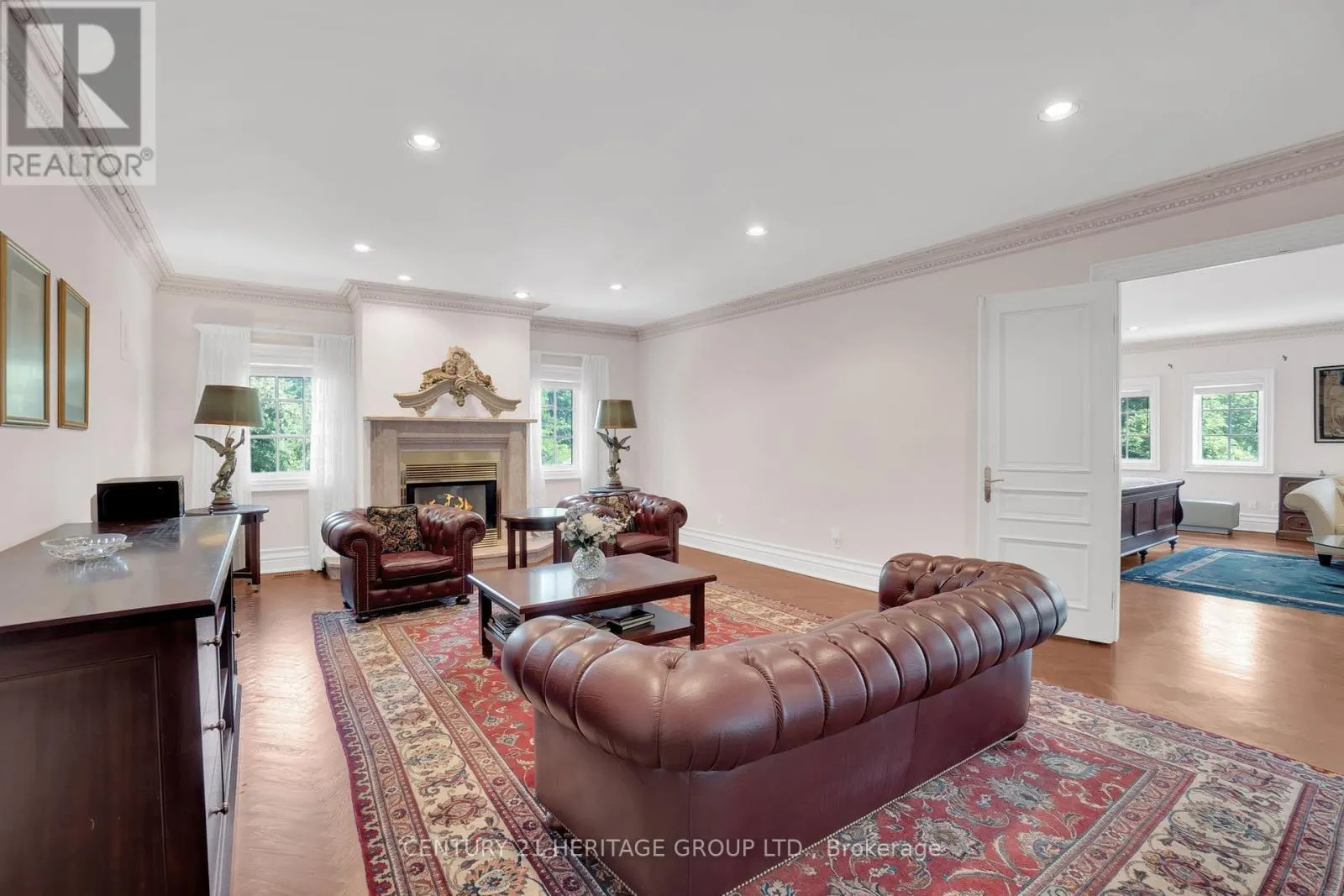 34 MARYVALE CRESCENT